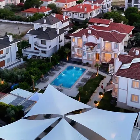 Ina Cunda Life Ayvalik
